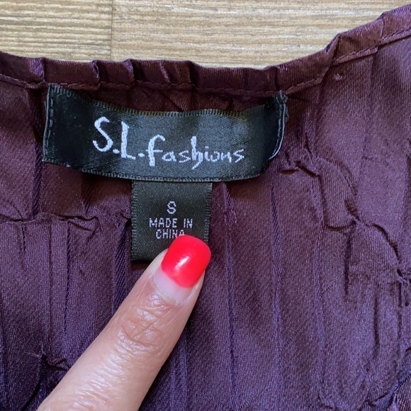 S.L. Fashions Knife Pleat Crisp A-Line V-Neck MIDI Dress w/ Handkerchief Hem - Picture 5 of 9